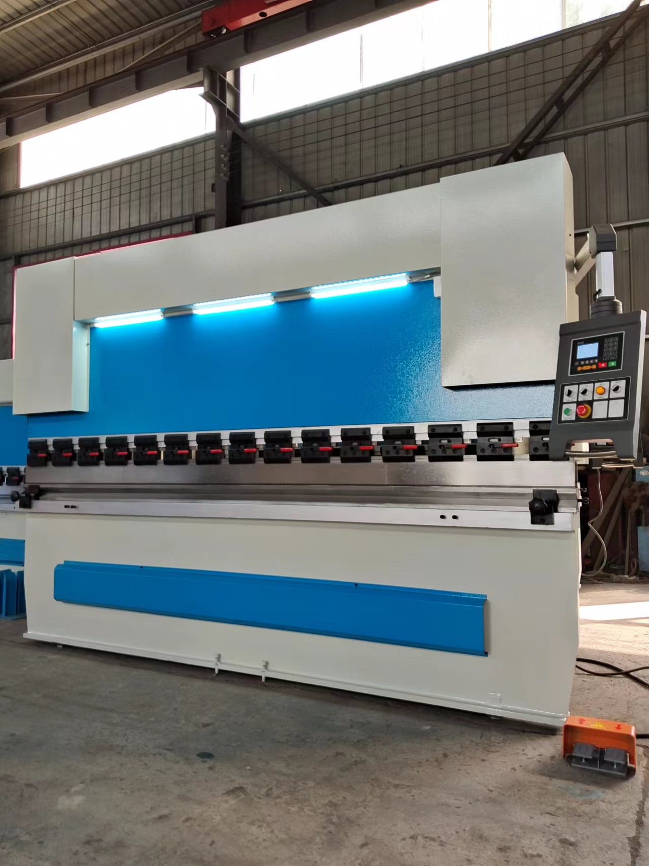 CNC Bending Machines